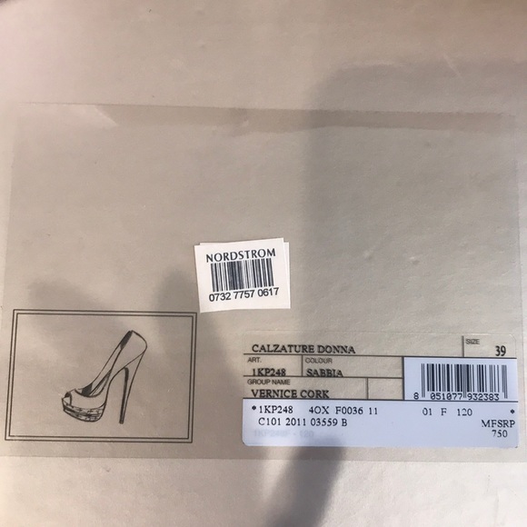 Prada shoes. - Picture 10 of 11